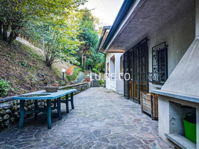 Villa in vendita a Inverigo (CO)