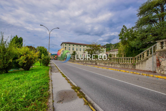 Terreno edificabile in vendita a Pusiano (CO)