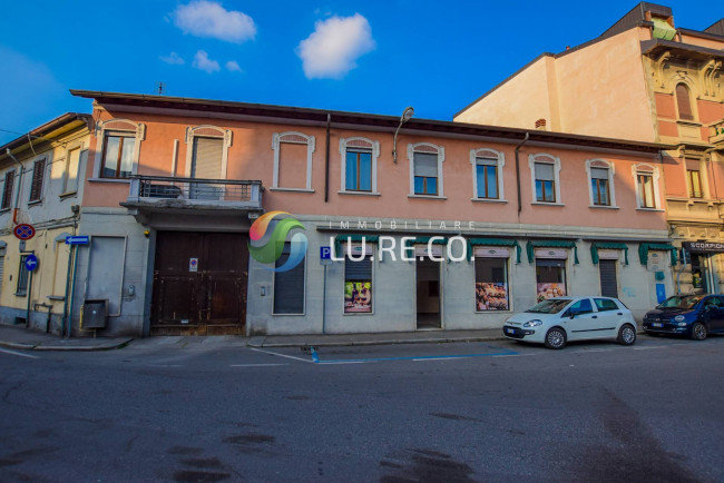 Locale commerciale