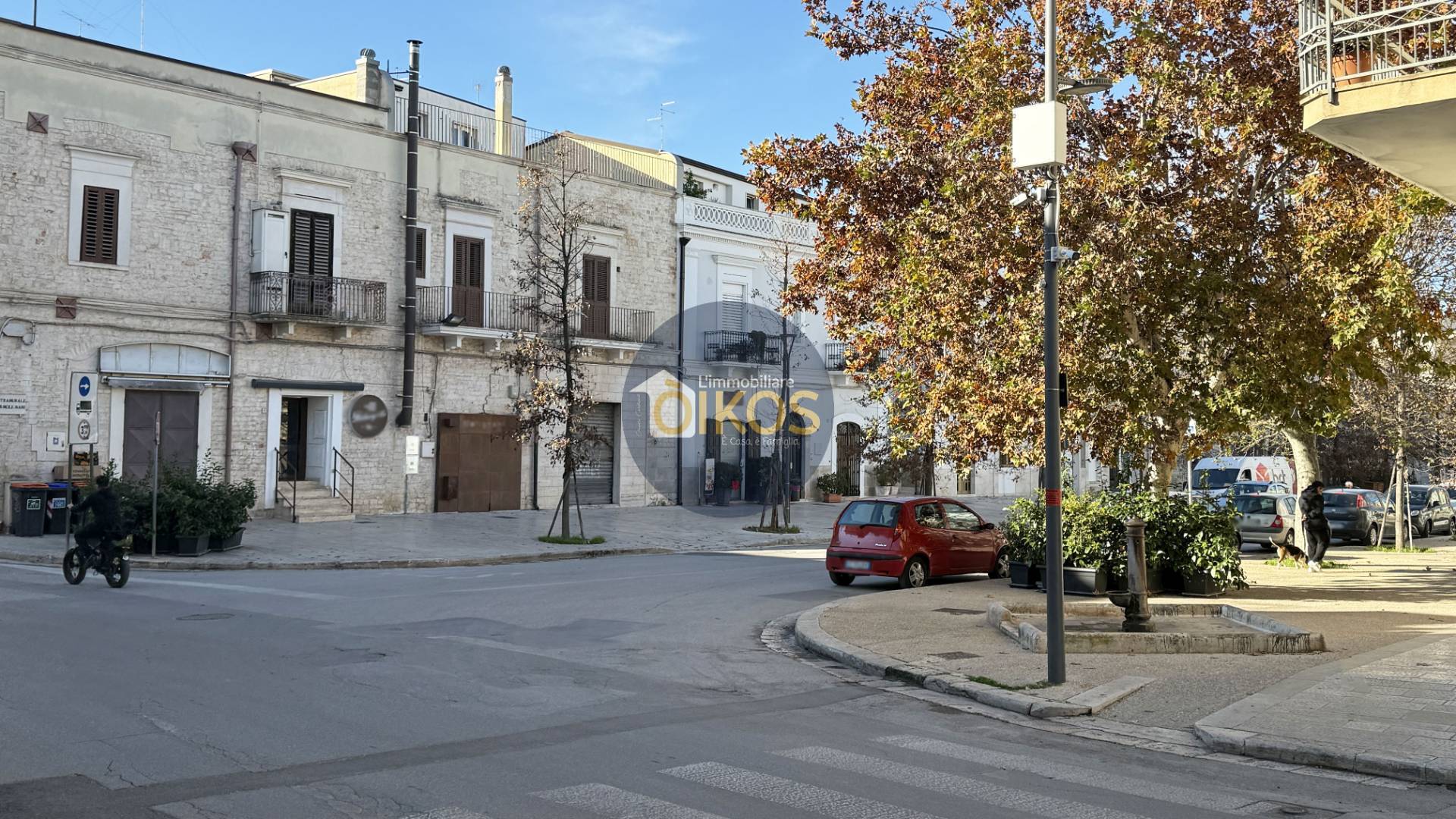 Locale Comm.le in Vendita