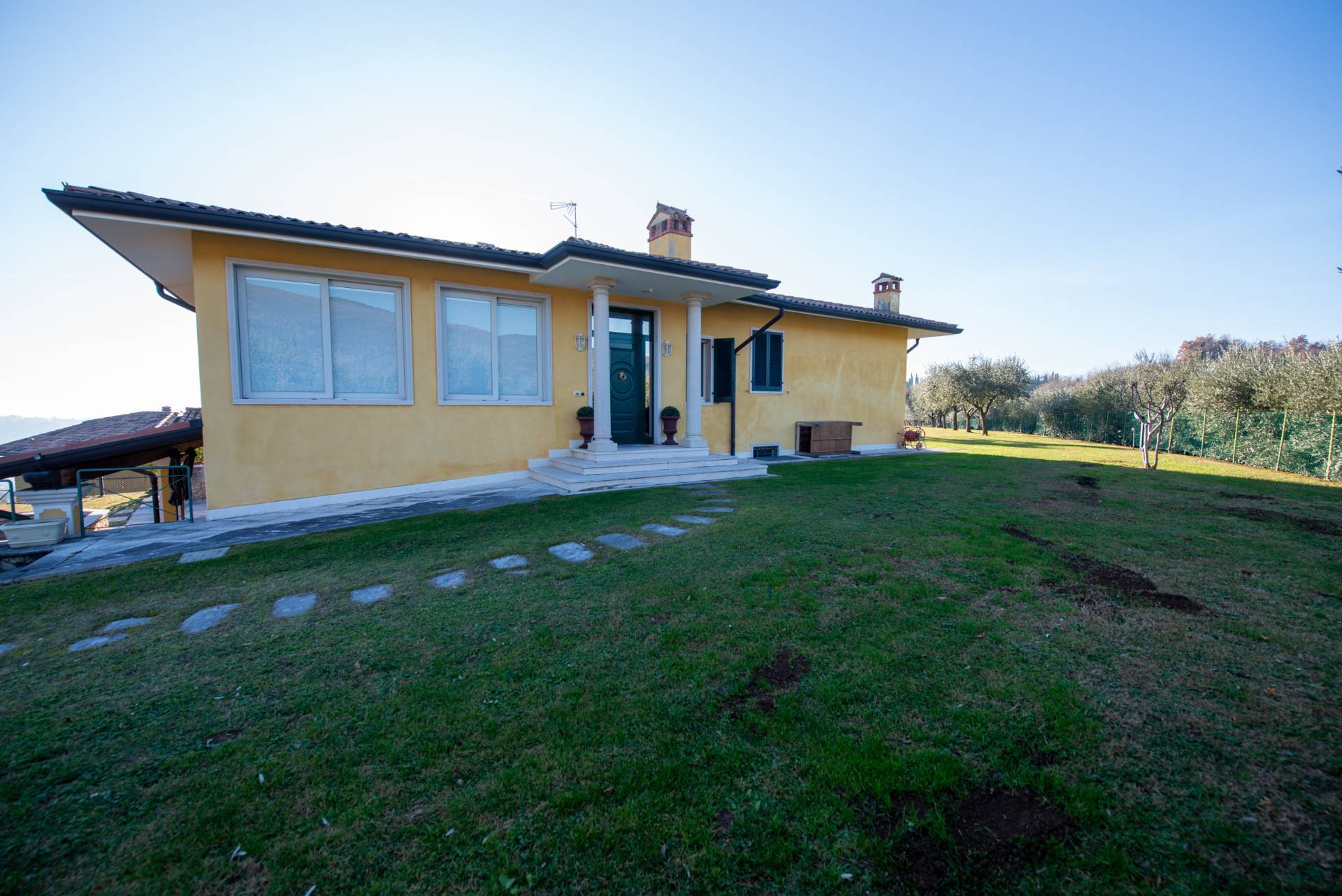 Villa singola – Costermano sul Garda – A0102