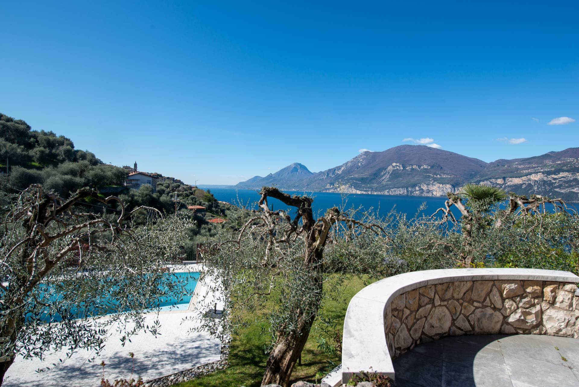 Appartamento – Brenzone sul Garda – A0106