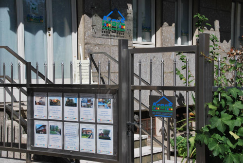 AESSE STUDIO IMMOBILIARE DI CUOLUVARIS ALESSANDRO
