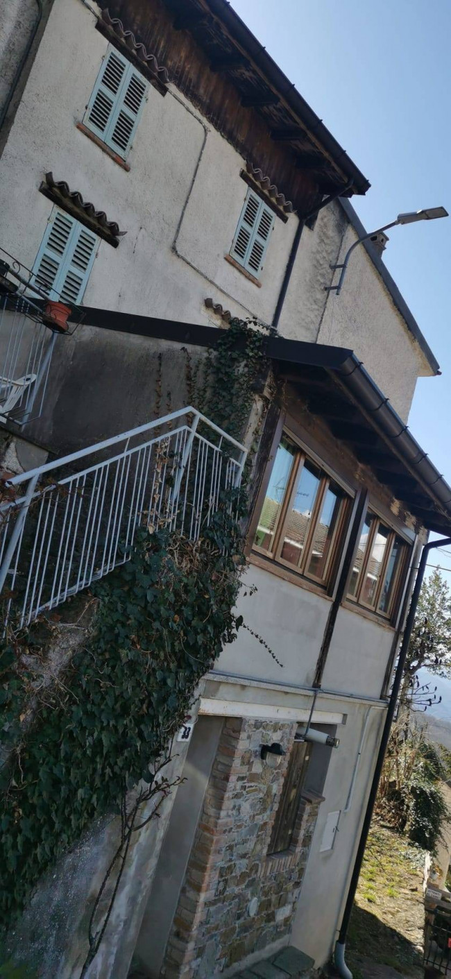 Appartamento in vendita a Groppallo, Farini (PC)