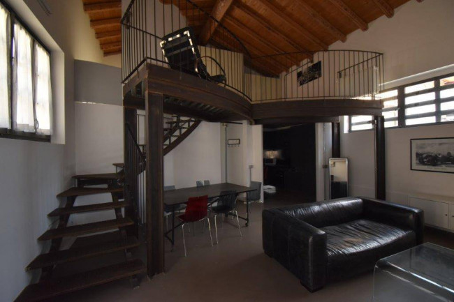 Loft/Open space in vendita a Legnano (MI)