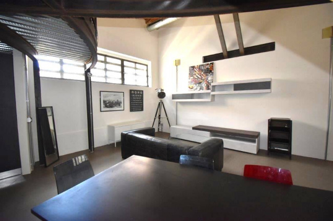 Loft/Open space in vendita a Legnano (MI)