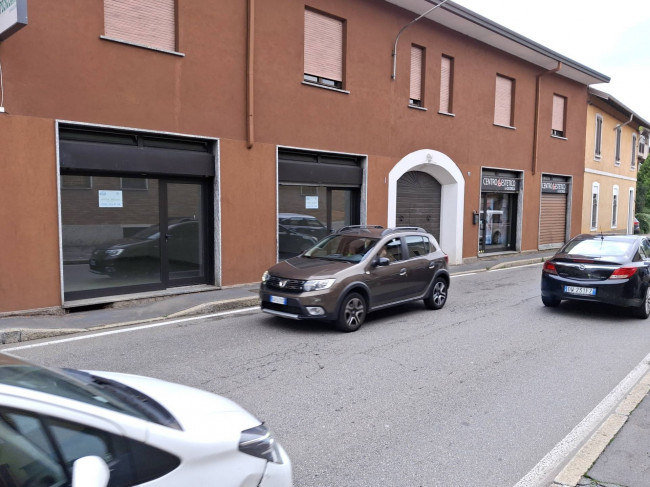 Fondo commerciale in affitto a Olgiate Olona (VA)