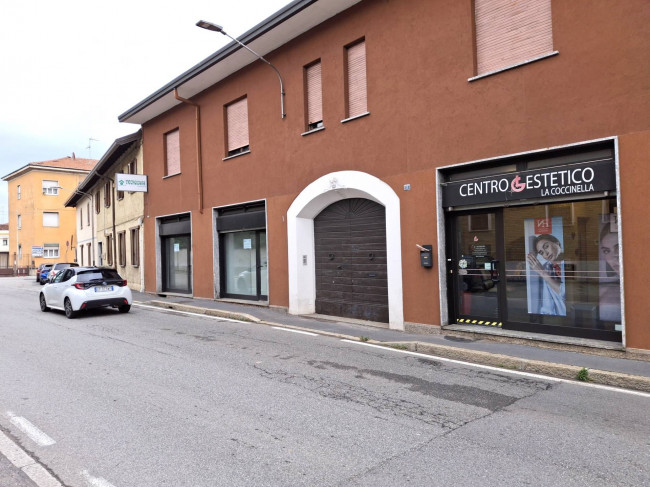 Fondo commerciale in affitto a Olgiate Olona (VA)