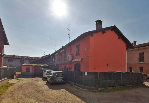 Casa indipendente in vendita a Morimondo (MI)