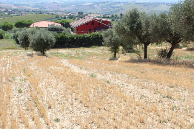 Terreno edificabile in vendita a Colonnella (TE)