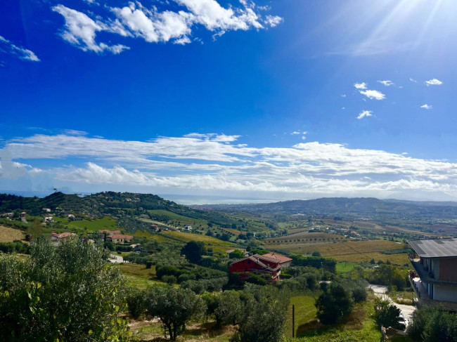 Terreno edificabile in vendita a Colonnella (TE)