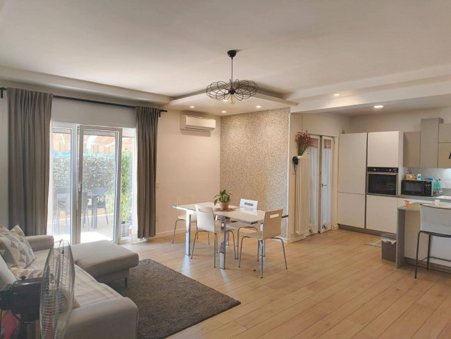 Appartamento con giardino in Vendita a Latina