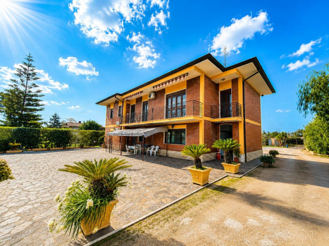 Villa in Vendita a Latina