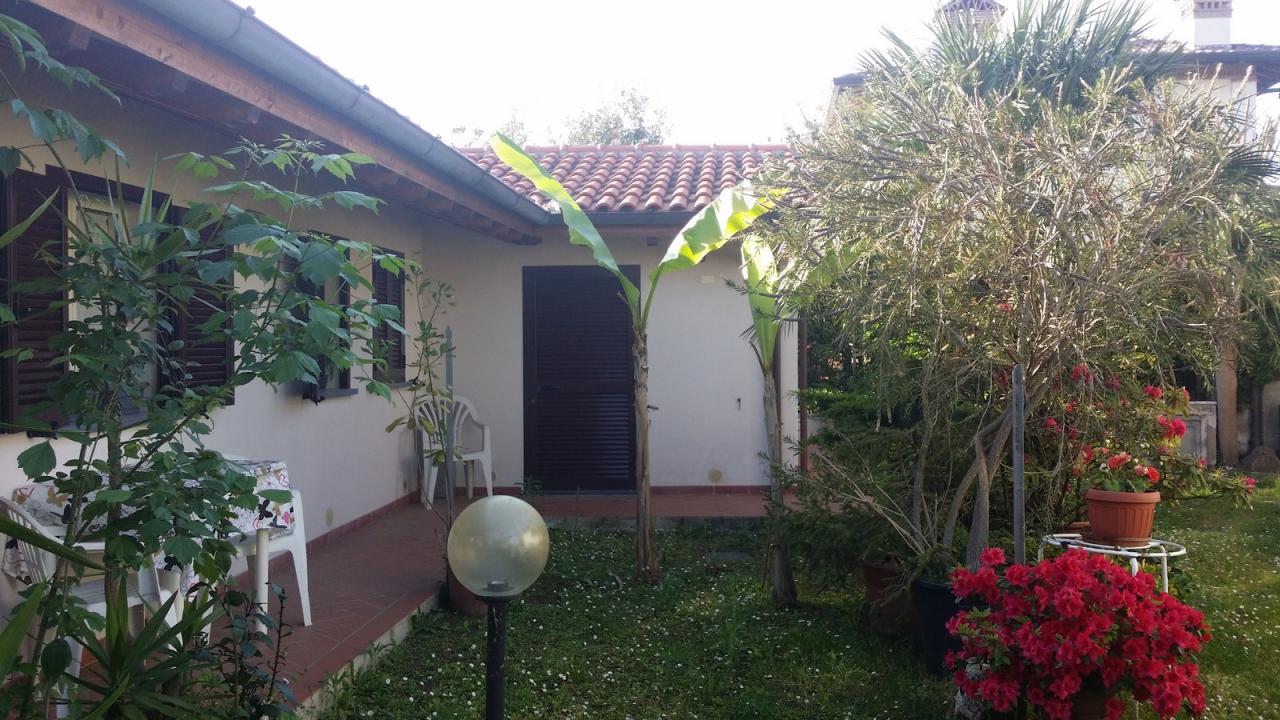 Villa Unifamiliare - Indipendente PIETRASANTA vendita  Tonfano  Agenzia ForteVersilia Immobiliare