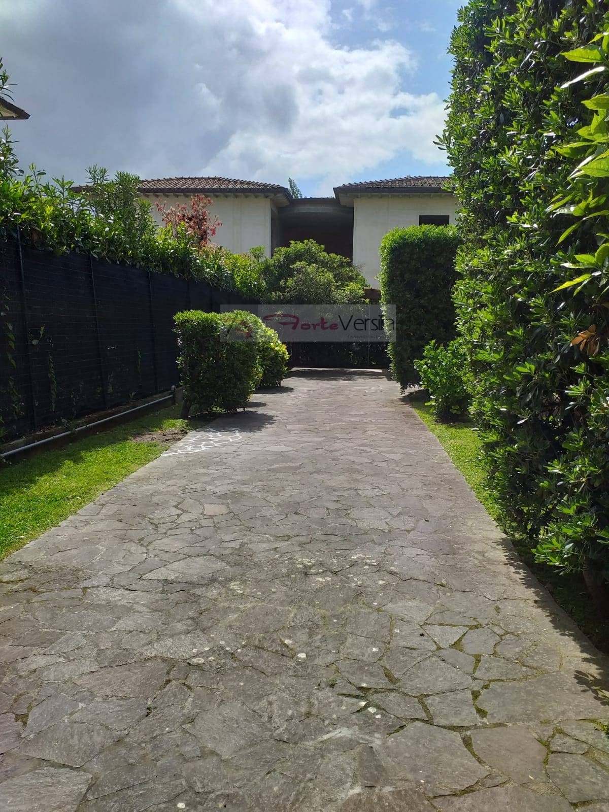 Villa Bifamiliare FORTE DEI MARMI affitto  Caranna  Agenzia ForteVersilia Immobiliare