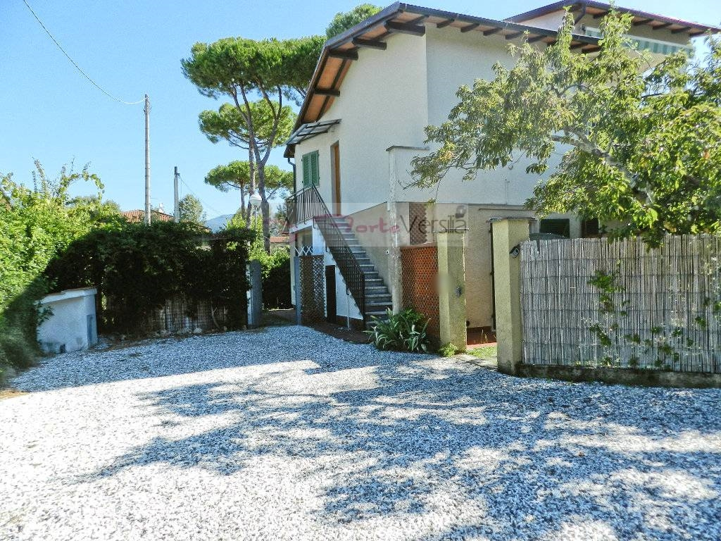 Villa FORTE DEI MARMI vendita  Vittoria Apuana  Agenzia ForteVersilia Immobiliare