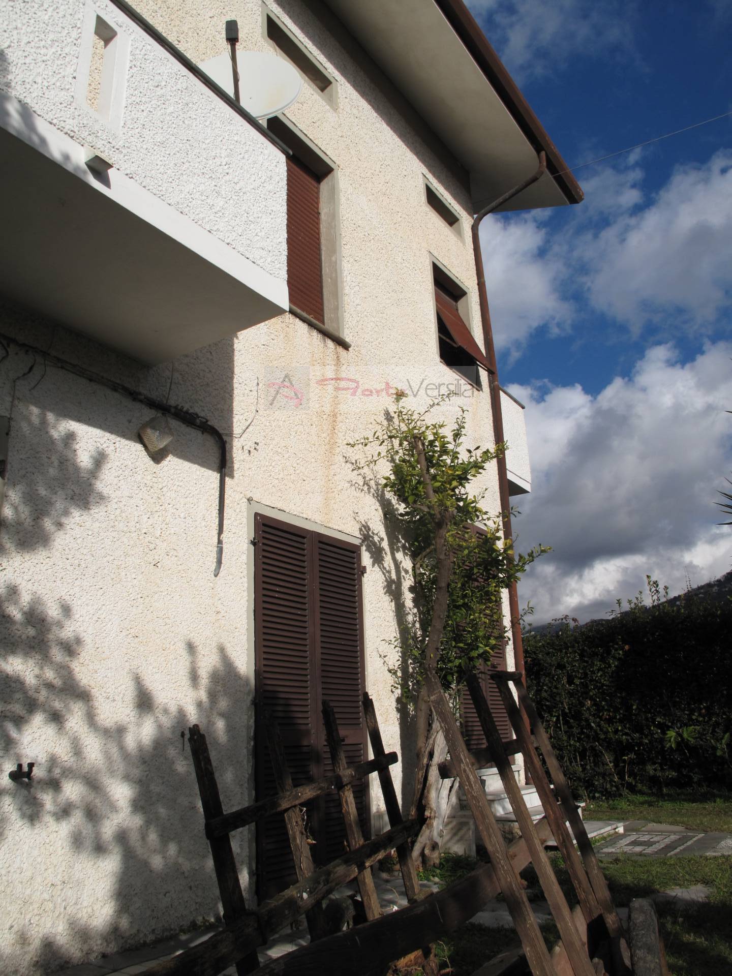 Villa PIETRASANTA vendita    Agenzia ForteVersilia Immobiliare