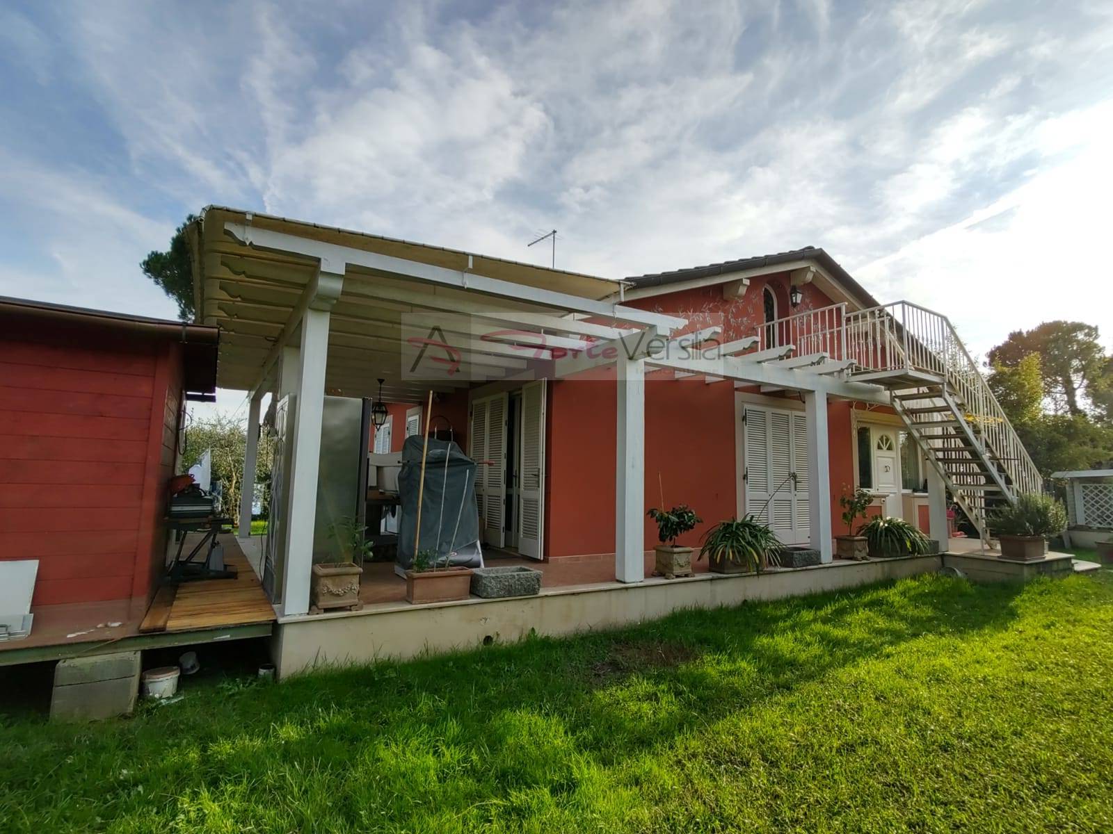 Casa indipendente in vendita a Marina Di Pietrasanta, Pietrasanta (LU)