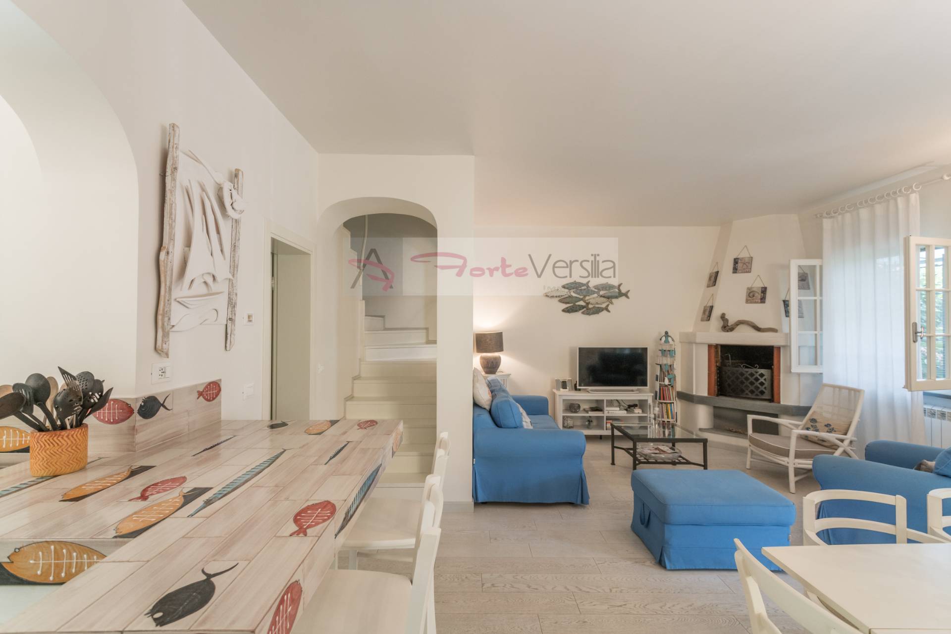 villa bifamiliare in affitto a Forte dei Marmi