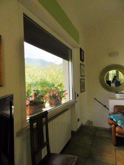 villa indipendente in vendita a Montignoso