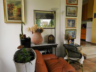 villa indipendente in vendita a Montignoso