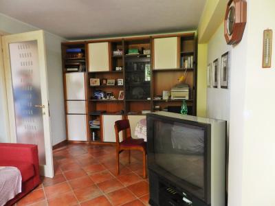 villa indipendente in vendita a Montignoso