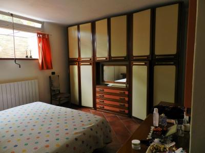 villa indipendente in vendita a Montignoso