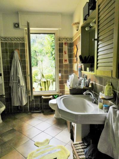 villa indipendente in vendita a Montignoso