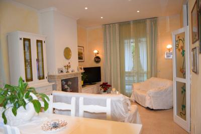 villa indipendente in affitto a Forte dei Marmi