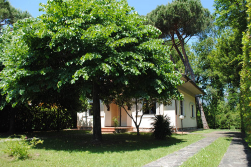 Villa in vendita a Montignoso