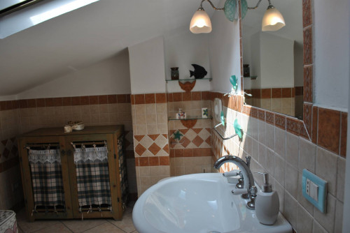 Villa in vendita a Montignoso