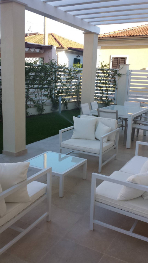 Villa single for rent in Forte dei Marmi