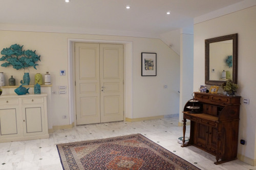 Villa single for sale in Forte dei Marmi