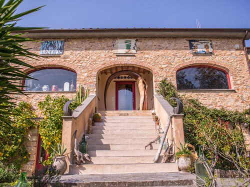 casale in vendita a Camaiore