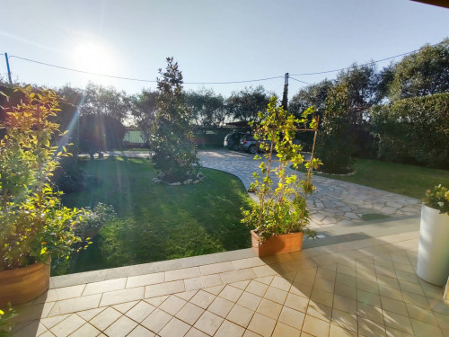 villa indipendente in vendita a Seravezza
