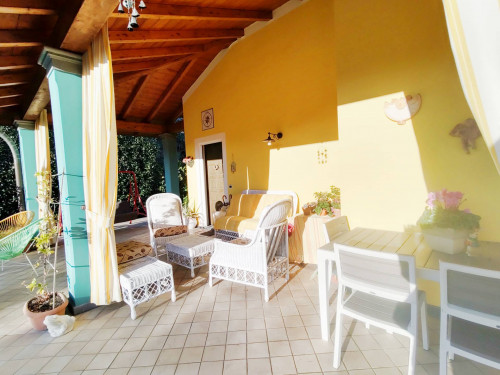 villa indipendente in vendita a Seravezza