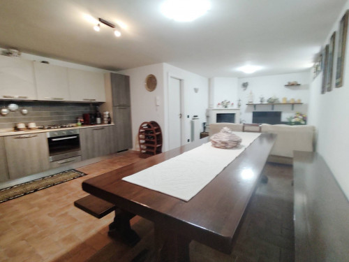 villa indipendente in vendita a Seravezza