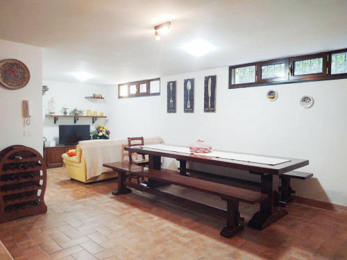 villa indipendente in vendita a Seravezza