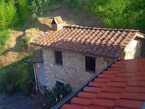 casale in vendita a Camaiore