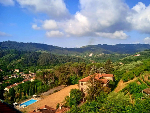 casale in vendita a Camaiore