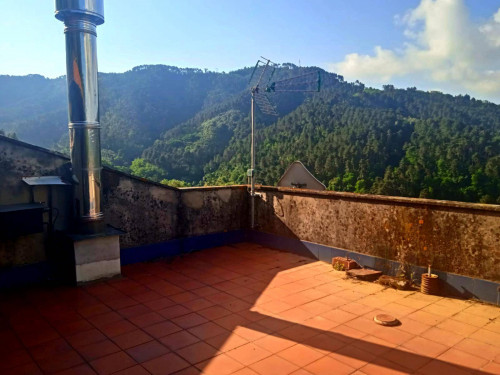 casale in vendita a Camaiore