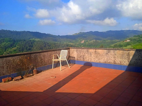 casale in vendita a Camaiore