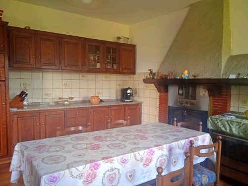 casale in vendita a Camaiore