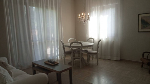 villa indipendente in affitto stagionale a Forte dei Marmi