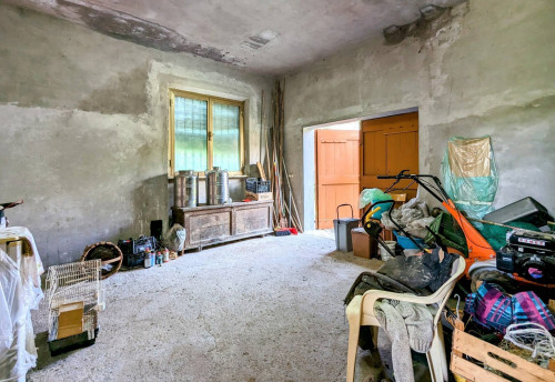 villa bifamiliare in vendita a Seravezza