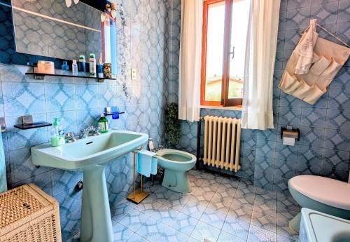 villa bifamiliare in vendita a Seravezza