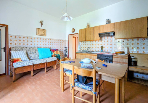 villa bifamiliare in vendita a Seravezza