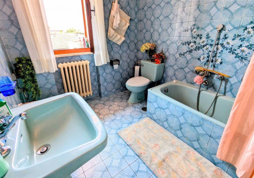 villa bifamiliare in vendita a Seravezza