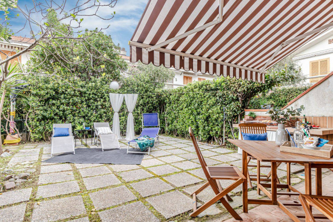 appartamento in vendita a Massa