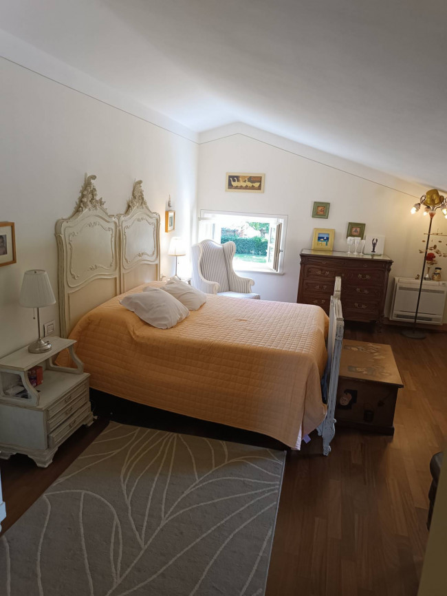 Villa single for sale in Forte dei Marmi